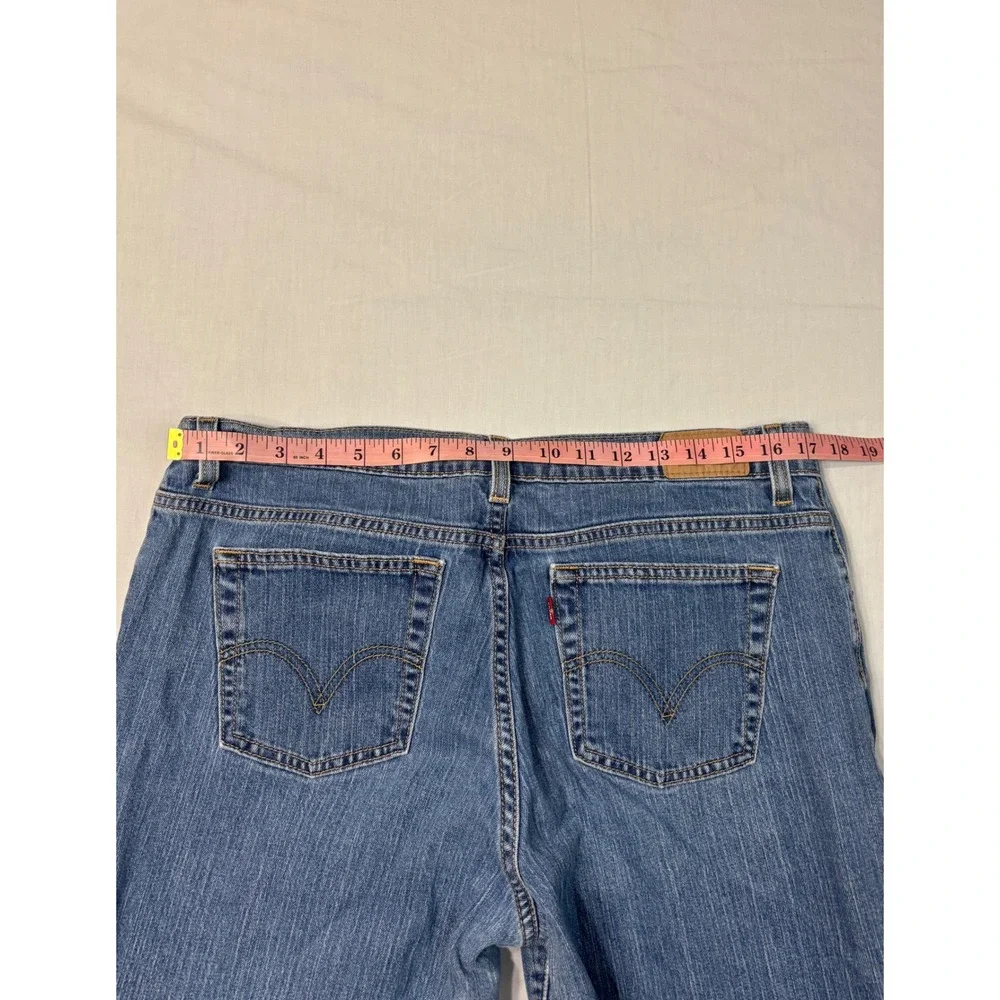 Levis levi 550